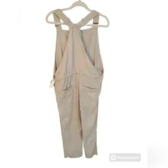 Vineyard Vines Over-Dyed Beachy Overalls - Picture 3 of 4